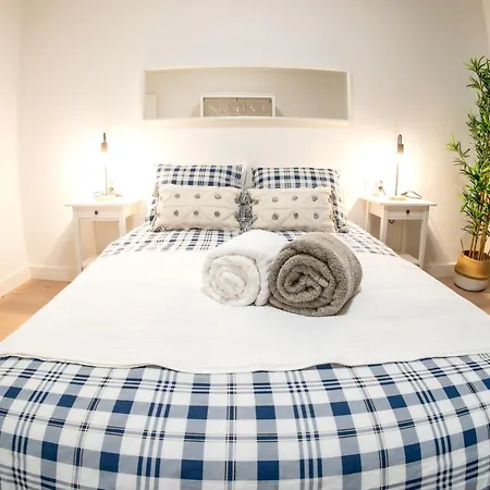 Dado Host * Βίγκο