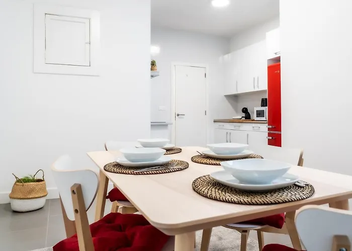 Dado Host Διαμέρισμα *