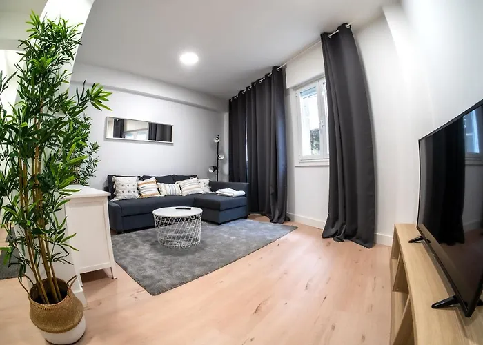 Dado Host Διαμέρισμα